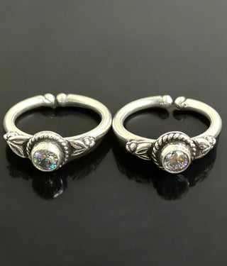 The Laisa Silver Gemstone Toe-Rings