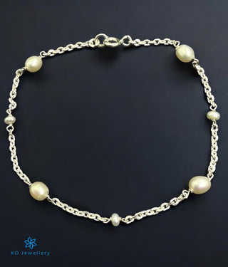 The Prabir Silver Pearl Bracelet