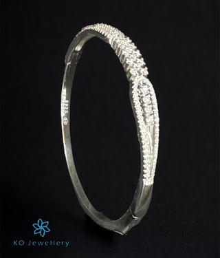 The Alden Solitaire Silver Openable Bracelet