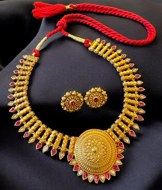 The Avni Silver Necklace & Earrings