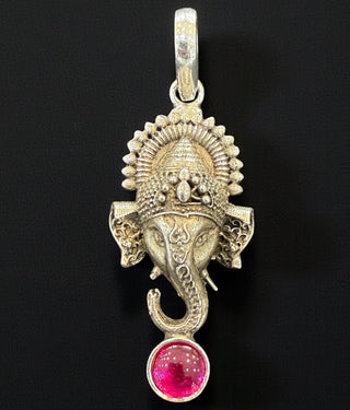 The Vinayaka Silver Ganesha Pendant (Oxidised)