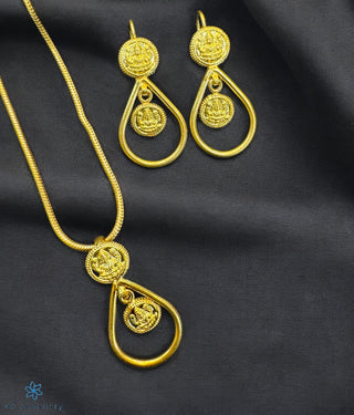 The Silver Lakshmi Pendant Set