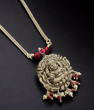 The Jisha Silver Lakshmi Nakshi Necklace & Earrings