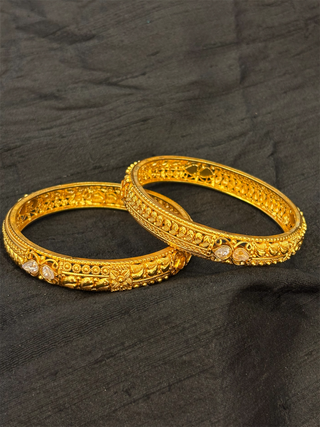 The Aaradhya Silver Filigree Bangle-Single (White/Size 2.2/2.4/2.6/2.8)