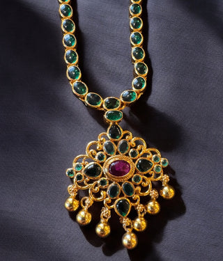 The Vriddhi Silver Reversible Addige Necklace