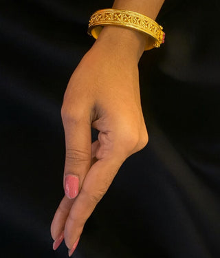 The Atyukti Silver Antique Openable Bracelet-Single (Size/2.2/2.4/2.6/2.8)