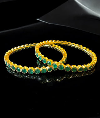 The Tanmaya Silver Green Kemp Bangle-Single (Size /2.2/2.4/2.6/2.8)