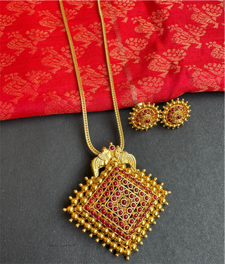 The Amitava Silver Square Pendant & Earrings -Red