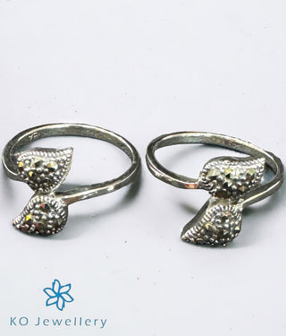 Twin Leaf Silver Marcasite Toe-Rings