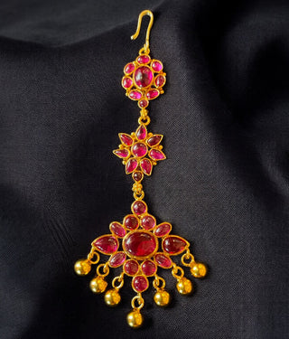 The Satva Silver Kemp Maang Tikka