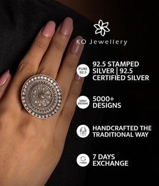 The Kiara Silver Maang Tikka (Oxidised)