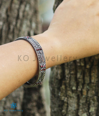 The Mithila Silver Kempu Bangle (Oxidised/Size/2.2/2.4/2.6/2.8)