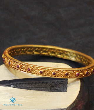 The Ramya Silver Kempu Bangle (Red/Size/2.2/2.4/2.6/2.8)