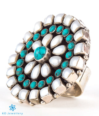 The Chitrani Silver Gemstone Cocktail Finger-ring (Pearl/Turquoise)