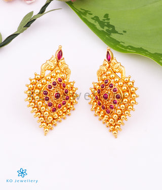 The Dvikarani Silver Earrings