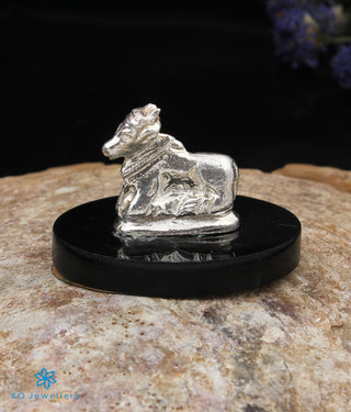 The Nandhi Silver Idol