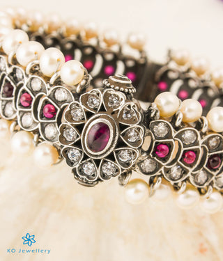 The Agraja Silver Pearl Bracelet (Oxidised/Size/2.2/2.4/2.6/2.8)