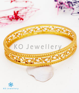 The Kamya Silver Bangle (Size/2.2/2.4/2.6/2.8)