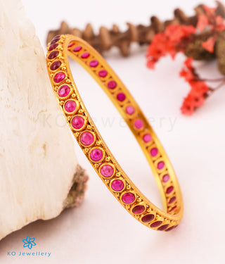 The Divya Silver Kempu Bangle(Size 2.2/2.6/2.8)