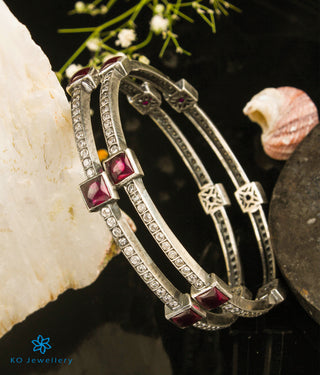 The Deeksha Silver Kempu Bangle (Oxidised/Size 2.4)