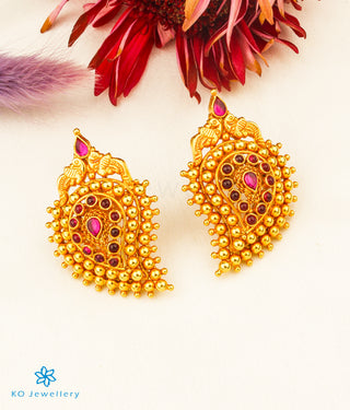 The Prashanti Silver Earstuds