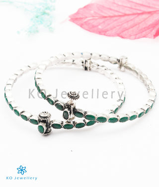 The Parna Silver Kemp Bracelet (Green/Oxidised/Size 2.2/2.4/2.6)