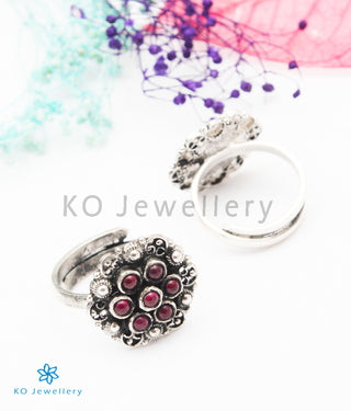 The Arini Silver Toe-Rings (Oxidised)