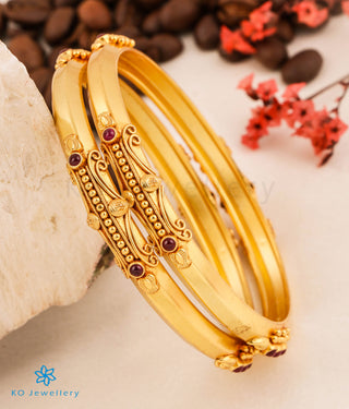 The Kumudini Antique Silver Coorgi Bangle (Size 2.2/2.4/2.6/2.8)