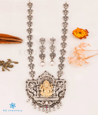 The Mahaganapati Silver Nakkasi Peacock Necklace