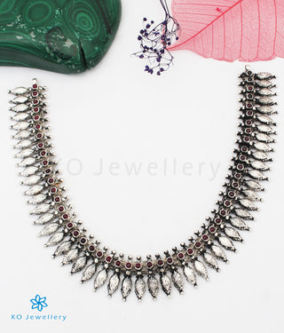 The Mridula Silver Necklace (Red/Oxidised)