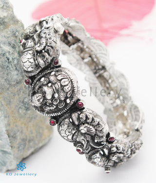 The Sindhura Silver Lakshmi Peacock Bracelet (Oxidised/Size 2.2/2.4/2.6/2.8)