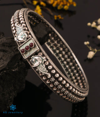 The Malhar Silver Bangle (Oxidised/Size 2.2/2.4/2.6/2.8)