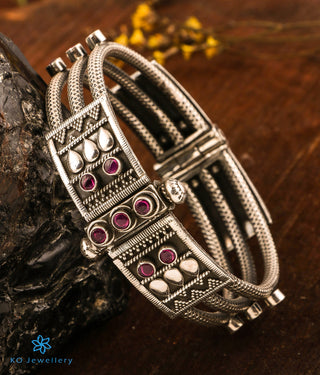 The Falak Silver Openable Bracelet (Size 2.6)