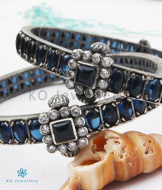 The Samatva Silver Kemp Bracelet (Blue/Oxidised; Size 2.2/2.4/2.6/2.8)