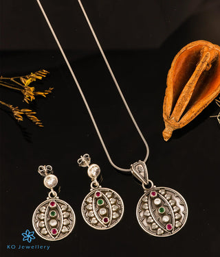 The Bhuvan Silver Gemstone Pendant Set (Red/Green)