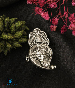 The Akhuratha Silver Ganesha Brooch & Pendant (Oxidised)