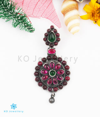 The Eka Silver Kempu Pendant Set (Oxidised)